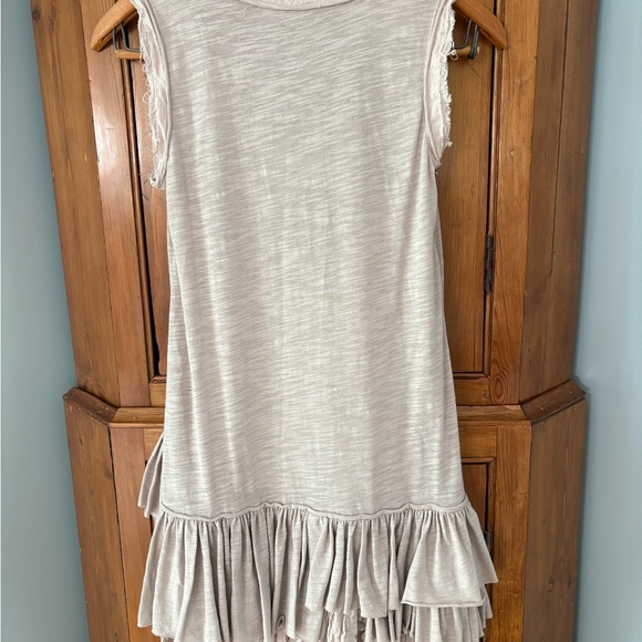 Ciel Asymmetrical Ruffled Top - Picture 5 of 5